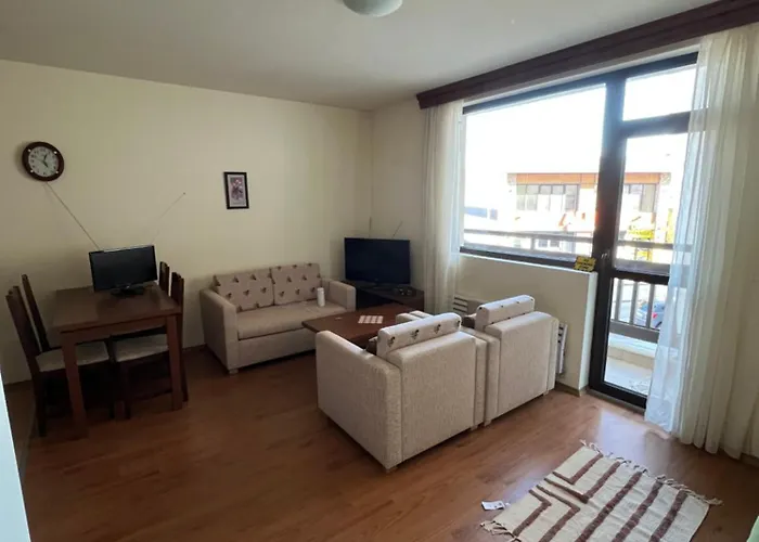 Edelweiss Apartment *